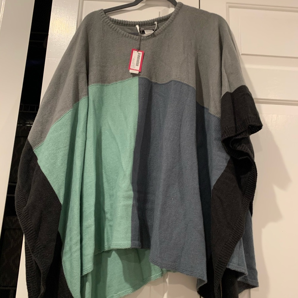 Vince Camuto sweater poncho
